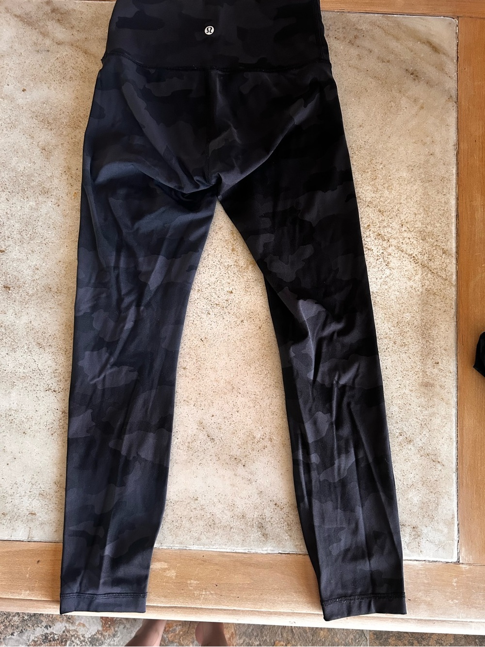Lululemon Align High Rise Crop Leggings 23” Gray Camo Size 4